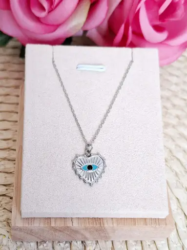 Collar de Acero corazón ojo de protección